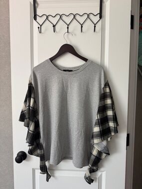 Gray Tee with Flowy Black & Cream Plaid Ruffle Sleeves